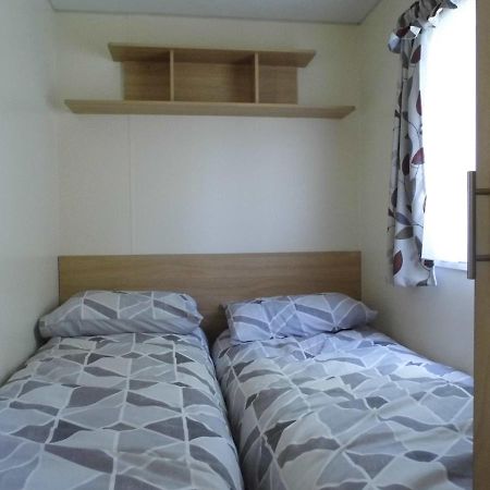 Oakdene -3 Bedroom Caravan Weeley Exterior foto