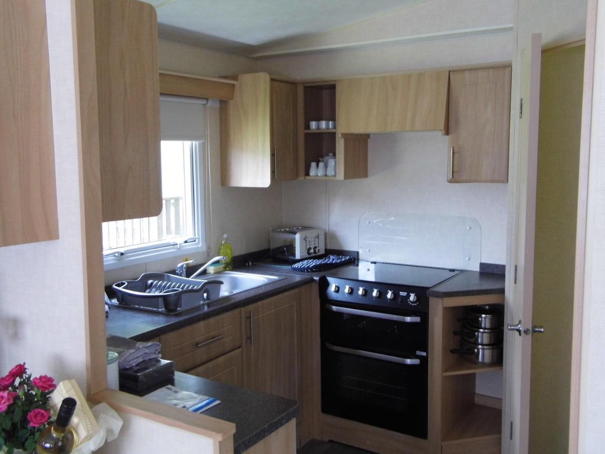 Oakdene -3 Bedroom Caravan Weeley Exterior foto